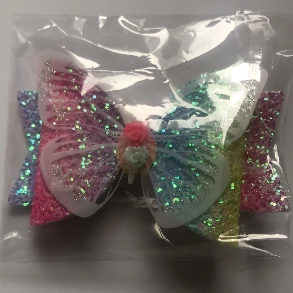 𝅺nwt cute barrettes lot of 3